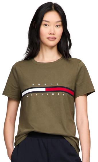 Imagem de Camiseta Feminina Tommy Hilfiger com Ajuste Regular - Bandeira Bordada