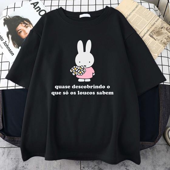 Imagem de Camiseta Girly Miffy Quase Descobrindo O Que Os Loucos Sabem