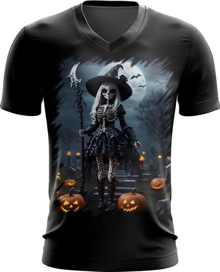 Imagem de Camiseta Gola V Bruxa Caveira Halloween 18