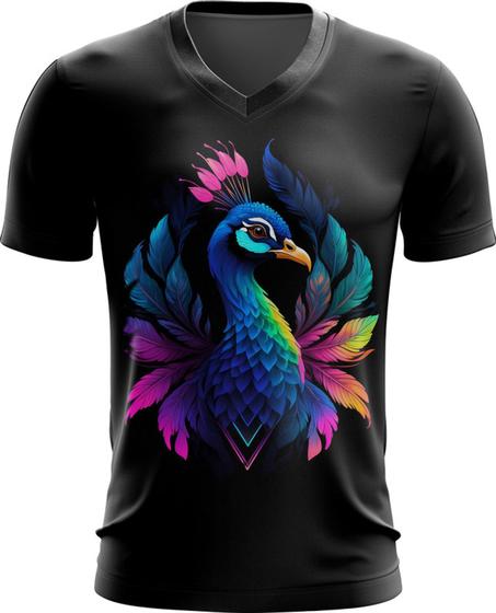 Imagem de Camiseta Gola V de Pavão Colorido Neon Vetor 13