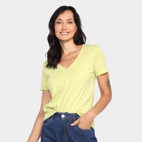 Camiseta Hering Decote V Básica Feminina - Camiseta Feminina - Magazine ...