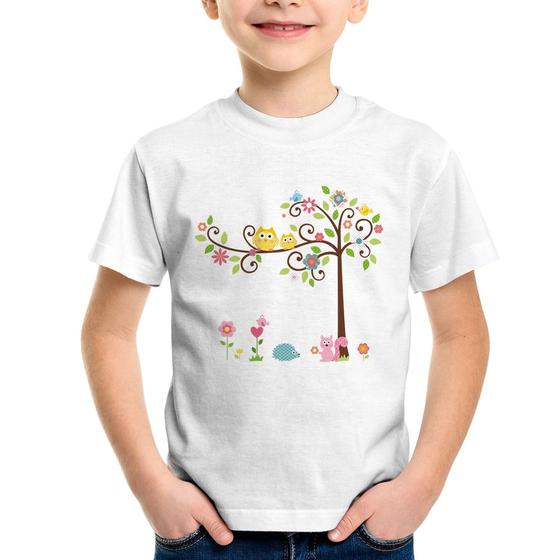 Imagem de Camiseta Infantil Árvore Flores E Animais - Foca na Moda