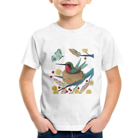 Imagem de Camiseta Infantil Beija Flor No Ninho - Foca na Moda