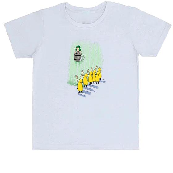 Imagem de Camiseta Infantil Divertida Chaves descendo as cataratas em um barril