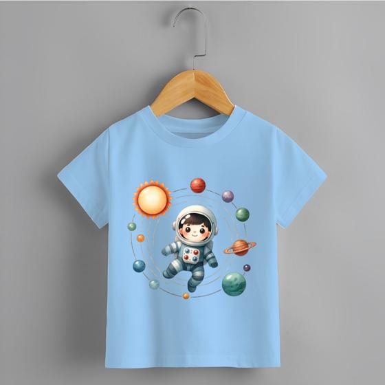 Imagem de Camiseta Infantil Menino Blusa Astronauta e Planetas 100% Algodão