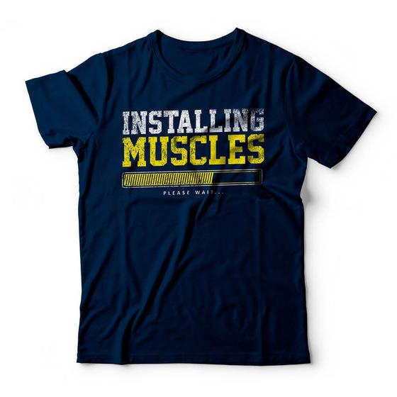 Imagem de Camiseta Installing Muscles Studio Geek