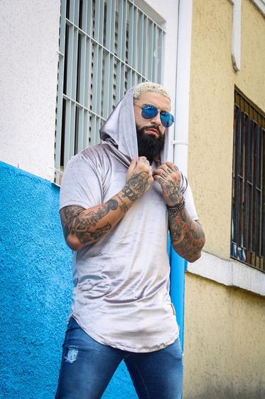 Imagem de Camiseta Longline de Veludo com Touca Pierry Lohan - V09
