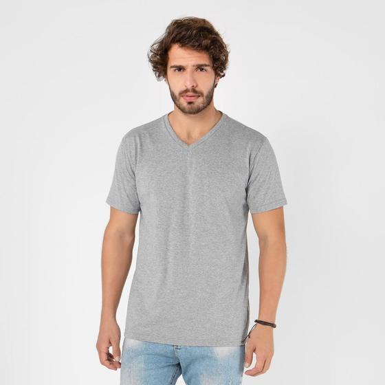 Imagem de Camiseta Masculina Básica Gola V