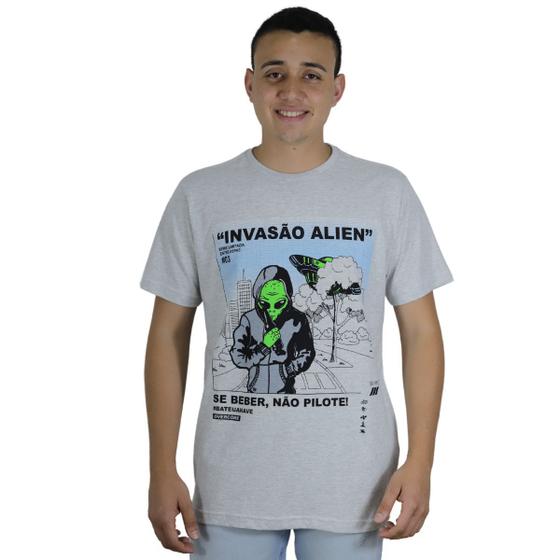 Imagem de Camiseta Masculina Invasão Alien Overcore 10.16.1025