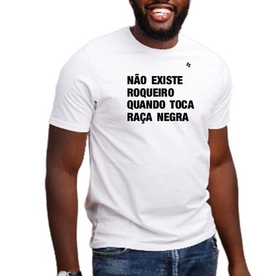 Imagem de Camiseta masculina não existe roqueiro quando toca raça negra