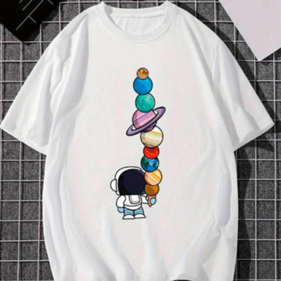 Imagem de Camiseta Oversized Astronauta Sorvete Desenho Estampa Bt067