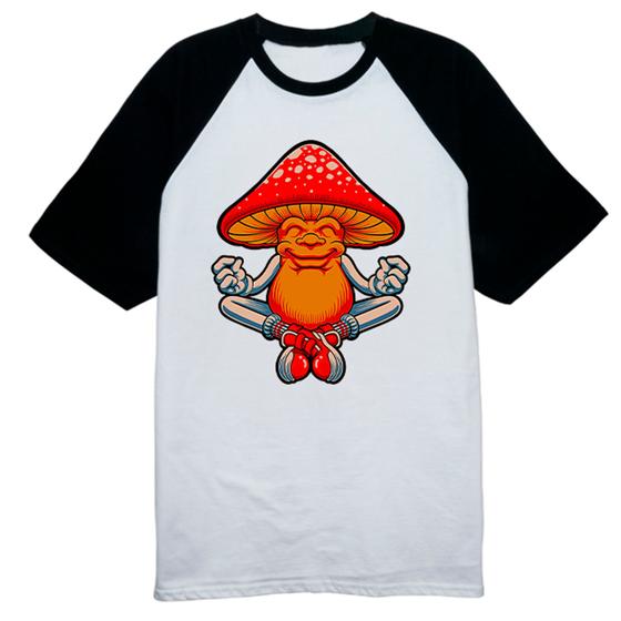 Imagem de Camiseta Raglan Cogumelo meditando