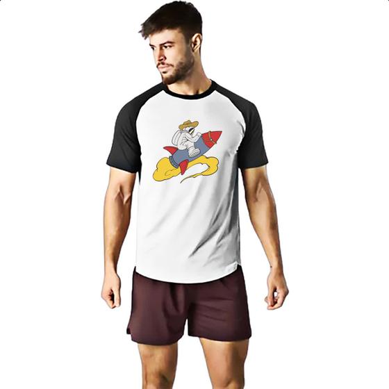 Imagem de Camiseta Raglan Cowboy astronauta no foquete