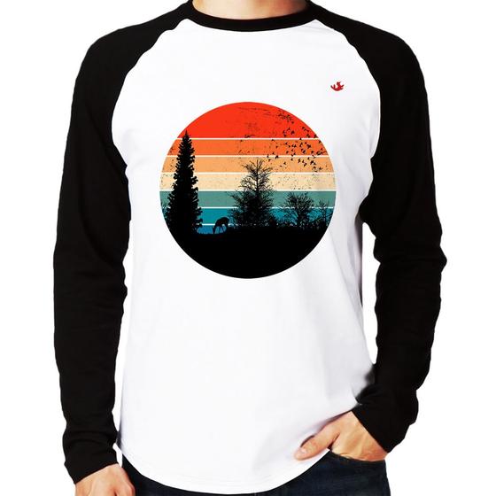 Imagem de Camiseta Raglan Floresta Vintage Sunset Manga Longa - Foca na Moda