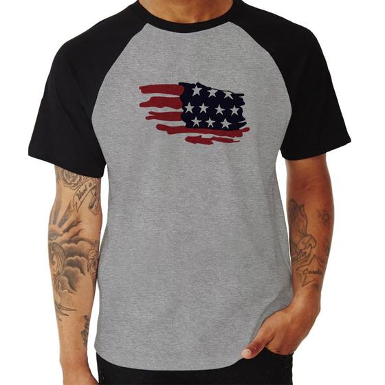 Imagem de Camiseta Raglan Handrawn Flag - Foca na Moda