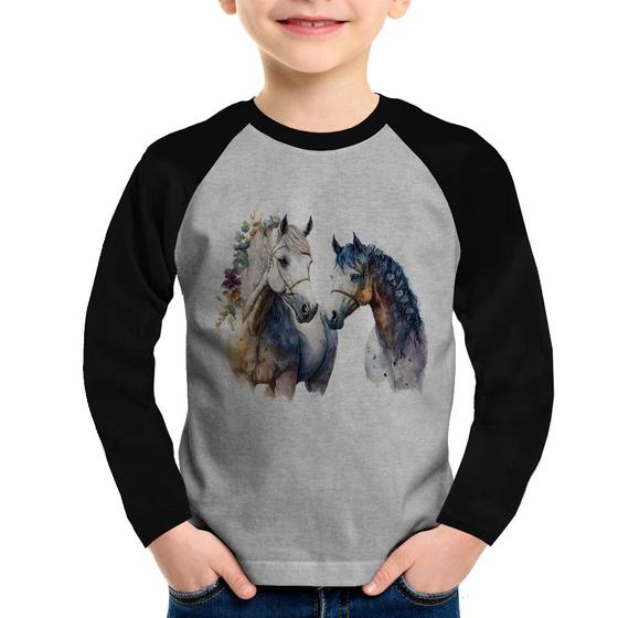 Imagem de Camiseta Raglan Infantil Casal de Cavalos Watercolor Manga Longa - Foca na Moda