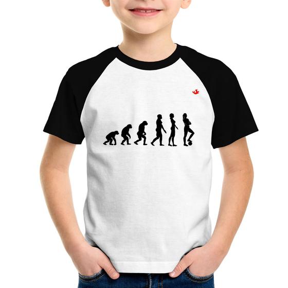 Imagem de Camiseta Raglan Infantil Evolução da Futebolista - Foca na Moda