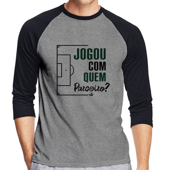 Imagem de Camiseta Raglan Jogou com quem parceiro Manga 3/4 - Foca na Moda