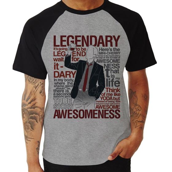 Imagem de Camiseta Raglan Legendary Awesomeness - Foca na Moda