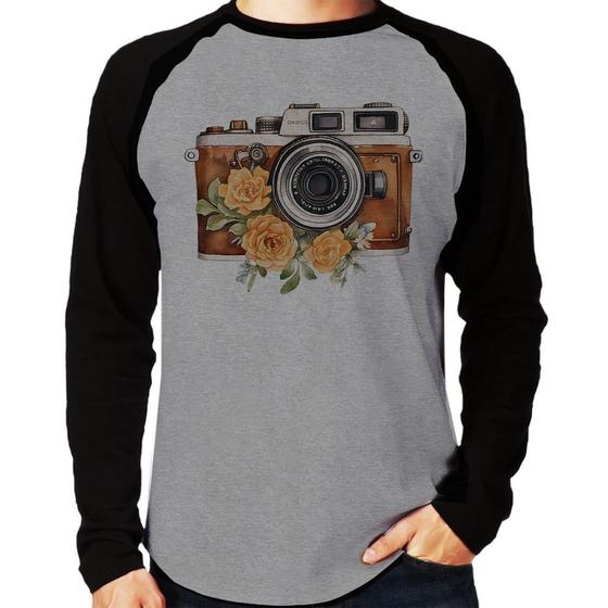 Imagem de Camiseta Raglan Máquina Fotográfica Vintage e Flores Manga Longa - Foca na Moda