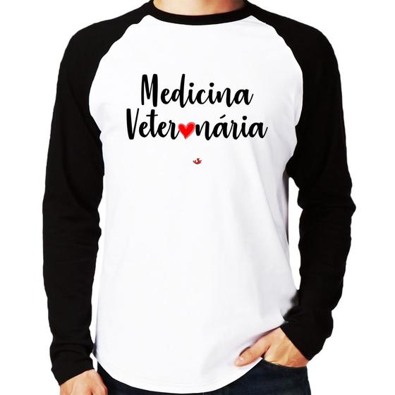 Imagem de Camiseta Raglan Medicina Veterinária por amor Manga Longa - Foca na Moda