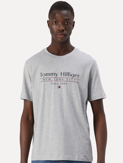 Camiseta Tommy Hilfiger Masculina Center Stack Cinza Mescla