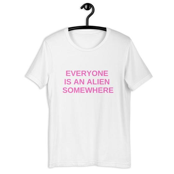 Imagem de Camiseta Tshirt Masculina Everyone Is An Alien Coldplay