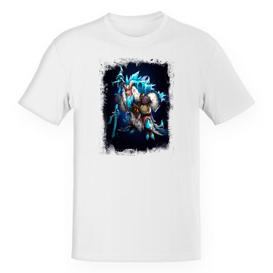 Imagem de Camiseta Unissex Empires and Puzzles Heroi Krampus