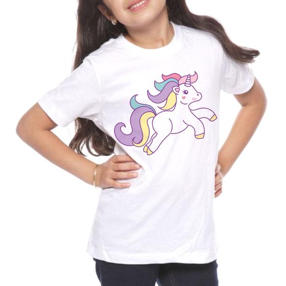 Imagem de Camiseta Unissex Infantil e Adulto Unicórnio Arco-ìris