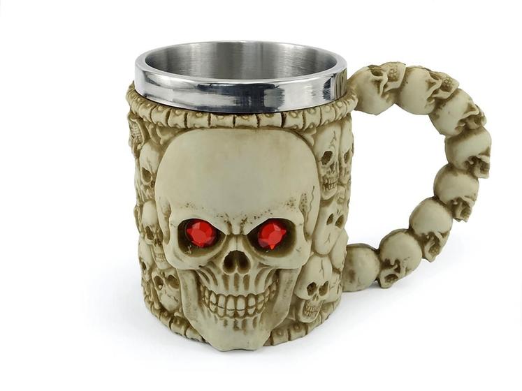 Imagem de Caneca Caveira De Olho Vermelho Com Alça 400ml Copo Decorativo De Metal e Resina