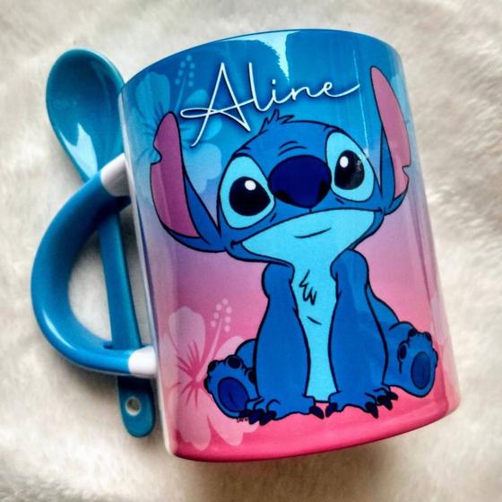 Caneca xícara de Porcelana Personaliza Stitch com Colher e Interior Azul Menor preço em Caneca xícara de Porcelana Personaliza Stitch com Colher e Interior Azul