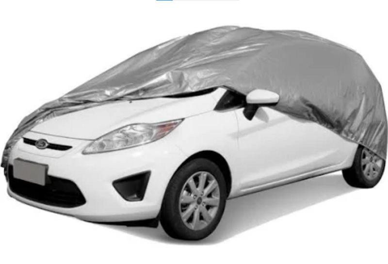 Imagem de Capa de cobertura durável para carros pequenos - proteção contra intempéries e riscos!