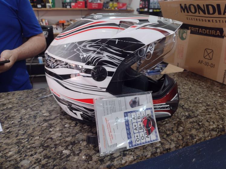 Capacete esportivo HELT CROSS VISION N58 Menor preço em Capacete esportivo HELT CROSS VISION N58