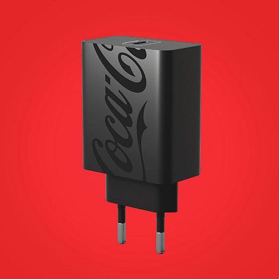 Imagem de Carregador usbc - c preto coca-cola 20w