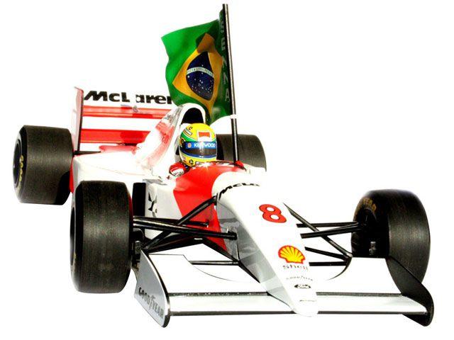 Imagem de Carro Ayrton Senna 1993 1:18