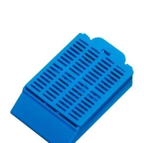 Imagem de Cassete Histológico Azul Pacote Com 50 Unidades