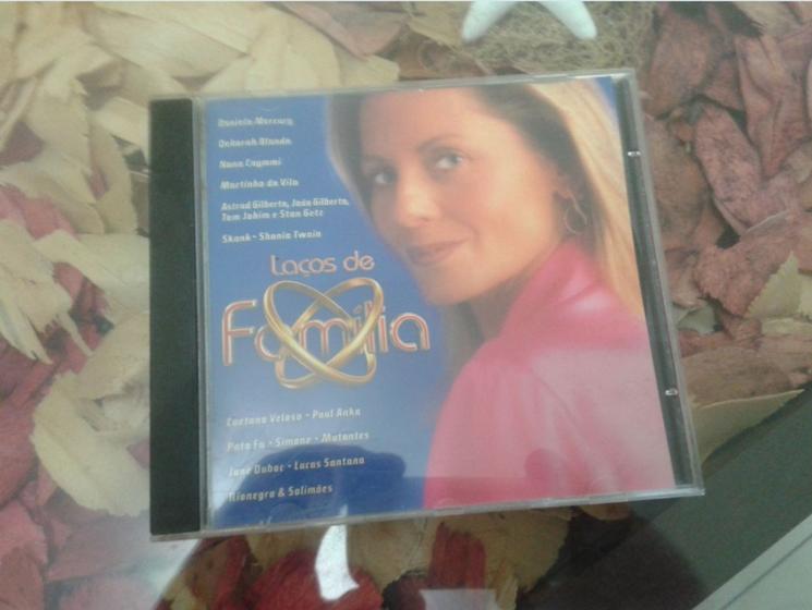 Cd original laços de família / trilha sonora original da novela / impecável / muito novo Cd original laços de família / trilha sonora original da novela / impecável / muito novo