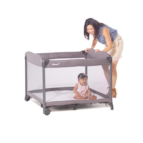 Cercadinho Portátil Joovy Room² para Bebês - 10 Pés Quadrados de Espaço Imagem de Cercadinho Portátil Joovy Room² para Bebês - 10 Pés Quadrados de Espaço