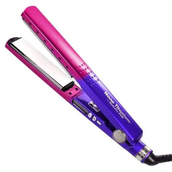 Chapinha/ Prancha de Cabelo Babyliss Pro Nano Titanium - Degrade Op 1 ¹/4 450ºF (230ºC) Original By Roger Menor preço em Chapinha/ Prancha de Cabelo Babyliss Pro Nano Titanium - Degrade Op 1 ¹/4 450ºF (230ºC) Original By Roger