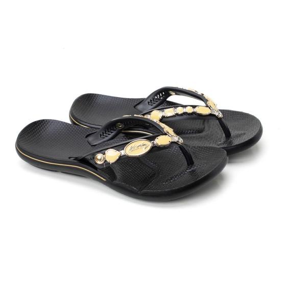 Imagem de Chinelo de Dedo Casual em Borracha Alcalay com Detalhes em Pedra e Sola Leve