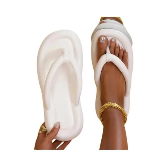 Imagem de Chinelo de Praia Feminino com Plataforma - Multicolorido, Confortável e com Solado Macio em EVA