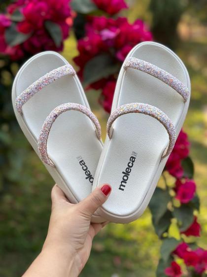 Imagem de Chinelo Feminina Moleca Strass Brilhosa Macia Papete Flat