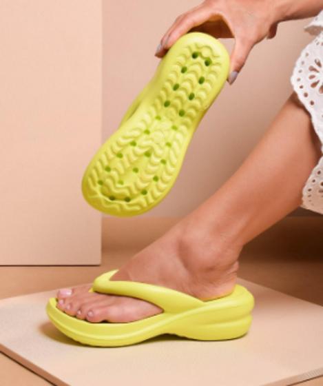 Imagem de Chinelo Feminino Puf Tamanco Ortopédico Super Leve e Confortável