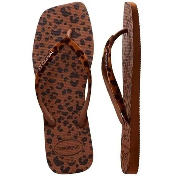Chinelo havaianas feminino slim square animal print marrom