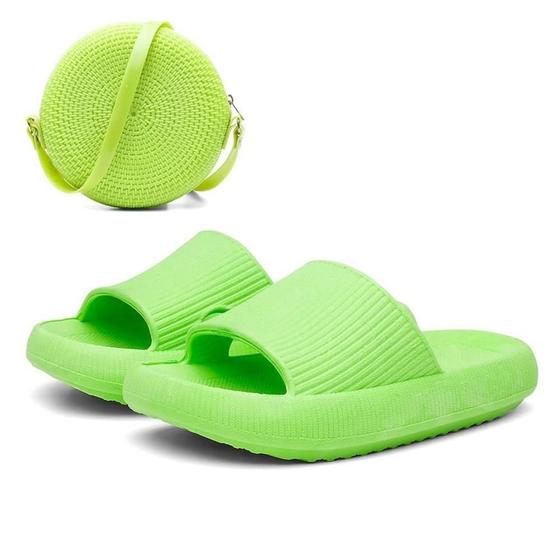 Chinelo Nuvem Slide Leve + Bolsa Quebek Tiracolo Menor preço em Chinelo Nuvem Slide Leve + Bolsa Quebek Tiracolo
