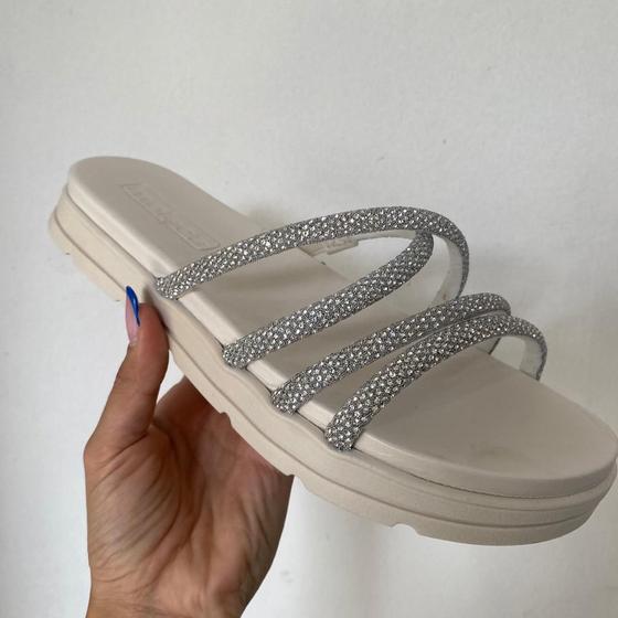 Imagem de Chinelo Papete Moleca Tamanco Feminino com Brilho Strass Branco