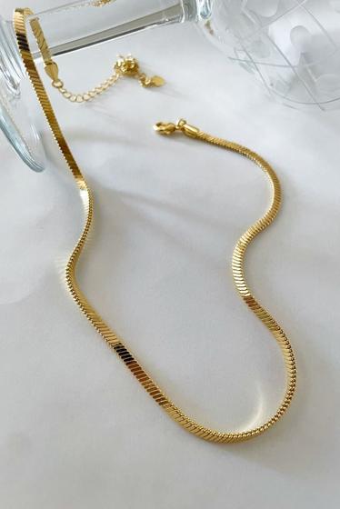 Imagem de Choker Malha Fita Laminada com Extensor Banhado a Ouro 18k