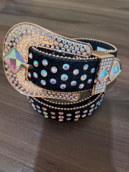 Imagem de Cinto Country Feminino, material sintético com pelos e Fivela trabalhada