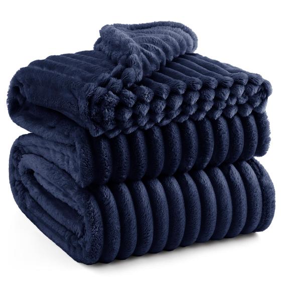 Imagem de Cobertor Bedsure Fleece - Macio e Aconchegante - 274x229cm