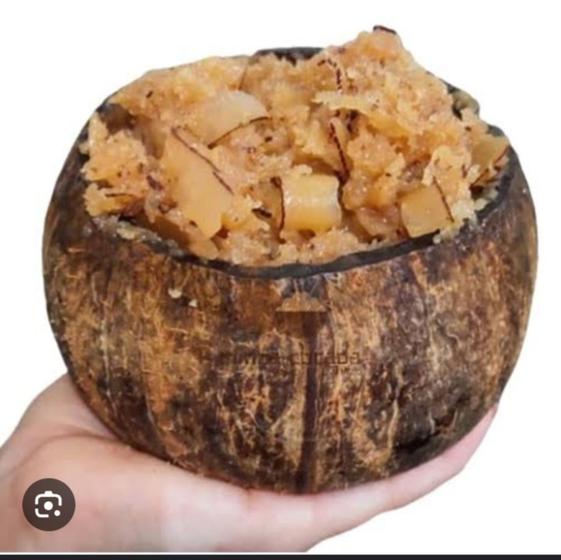 Imagem de Cocada com leite condensado cremosa na casca do coco 970g